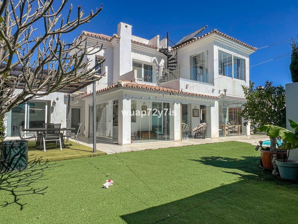 3 bedroom Villas for sale in Atalaya – R5353549 3 bedroom Villas for sale in Atalaya – R5353549