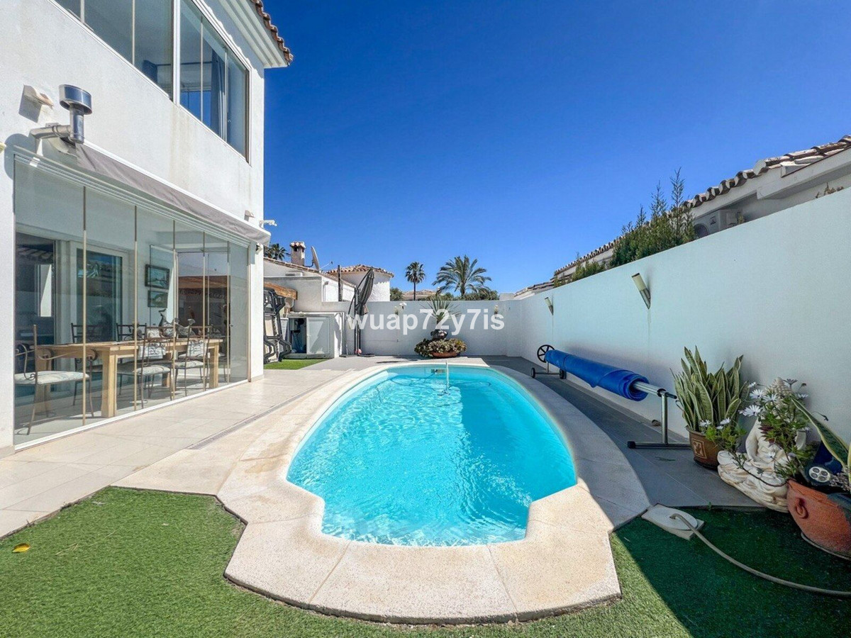 3 bedroom Villas for sale in Atalaya – R5353549 3 bedroom Villas for sale in Atalaya – R5353549