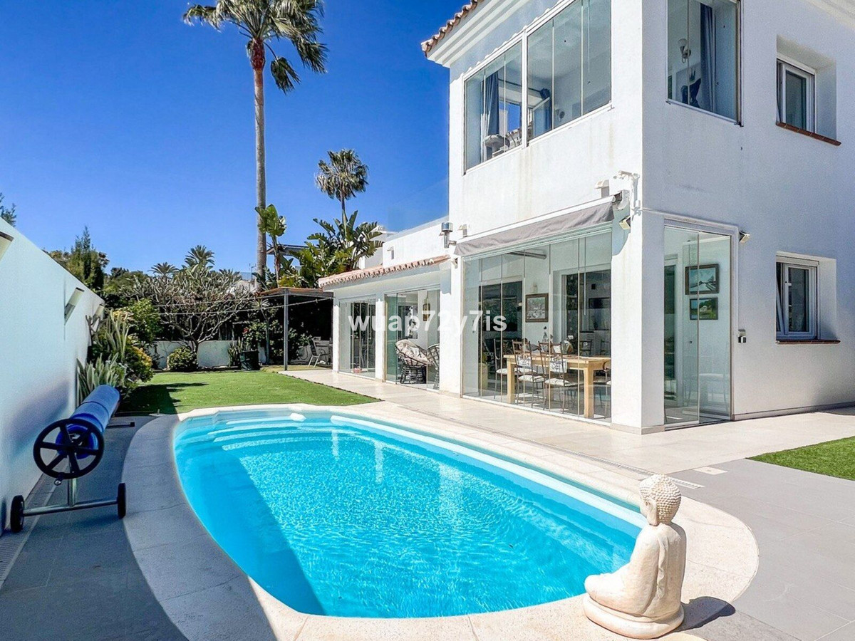 3 bedroom Villas for sale in Atalaya – R5353549 3 bedroom Villas for sale in Atalaya – R5353549