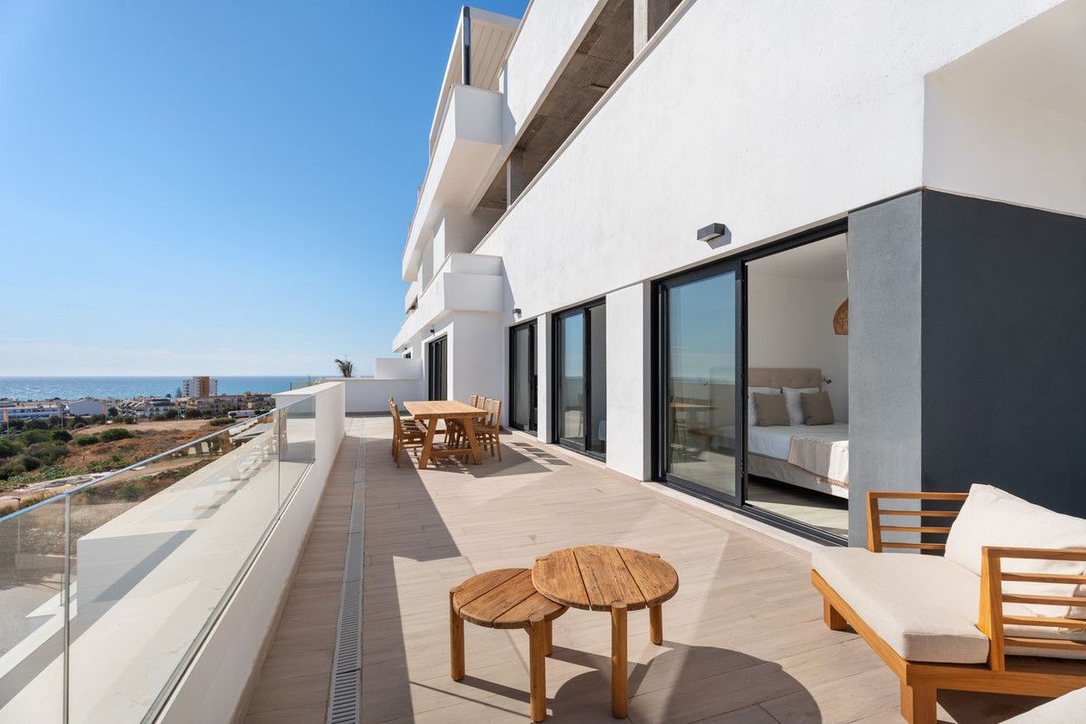 Apartamentos de 4 dormitorios en venta en La Cala de Mijas – R5368036 Apartamentos de 4 dormitorios en venta en La Cala de Mijas – R5368036