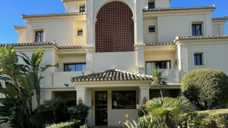5 bedroom Apartments for sale in Benahavís – R4790878