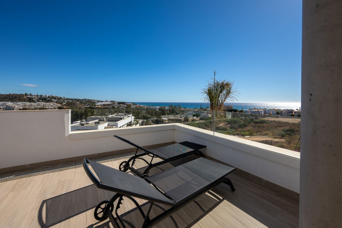 Apartamentos de 4 dormitorios en venta en La Cala de Mijas – R5218273 Apartamentos de 4 dormitorios en venta en La Cala de Mijas – R5218273