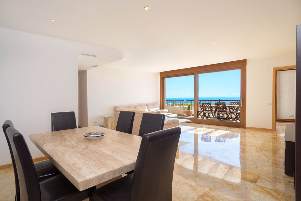 3 bedroom Apartments for sale in Altos de los Monteros – R5332495 3 bedroom Apartments for sale in Altos de los Monteros – R5332495