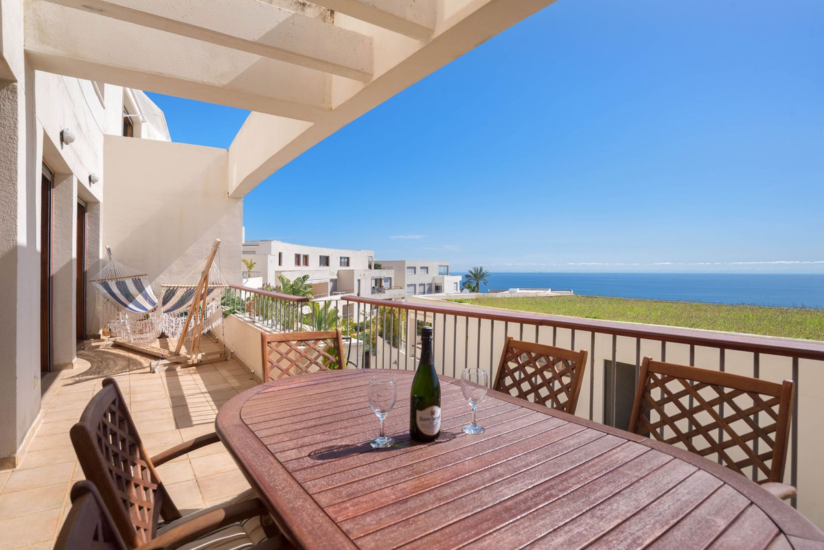 3 bedroom Apartments for sale in Altos de los Monteros – R5332495 3 bedroom Apartments for sale in Altos de los Monteros – R5332495