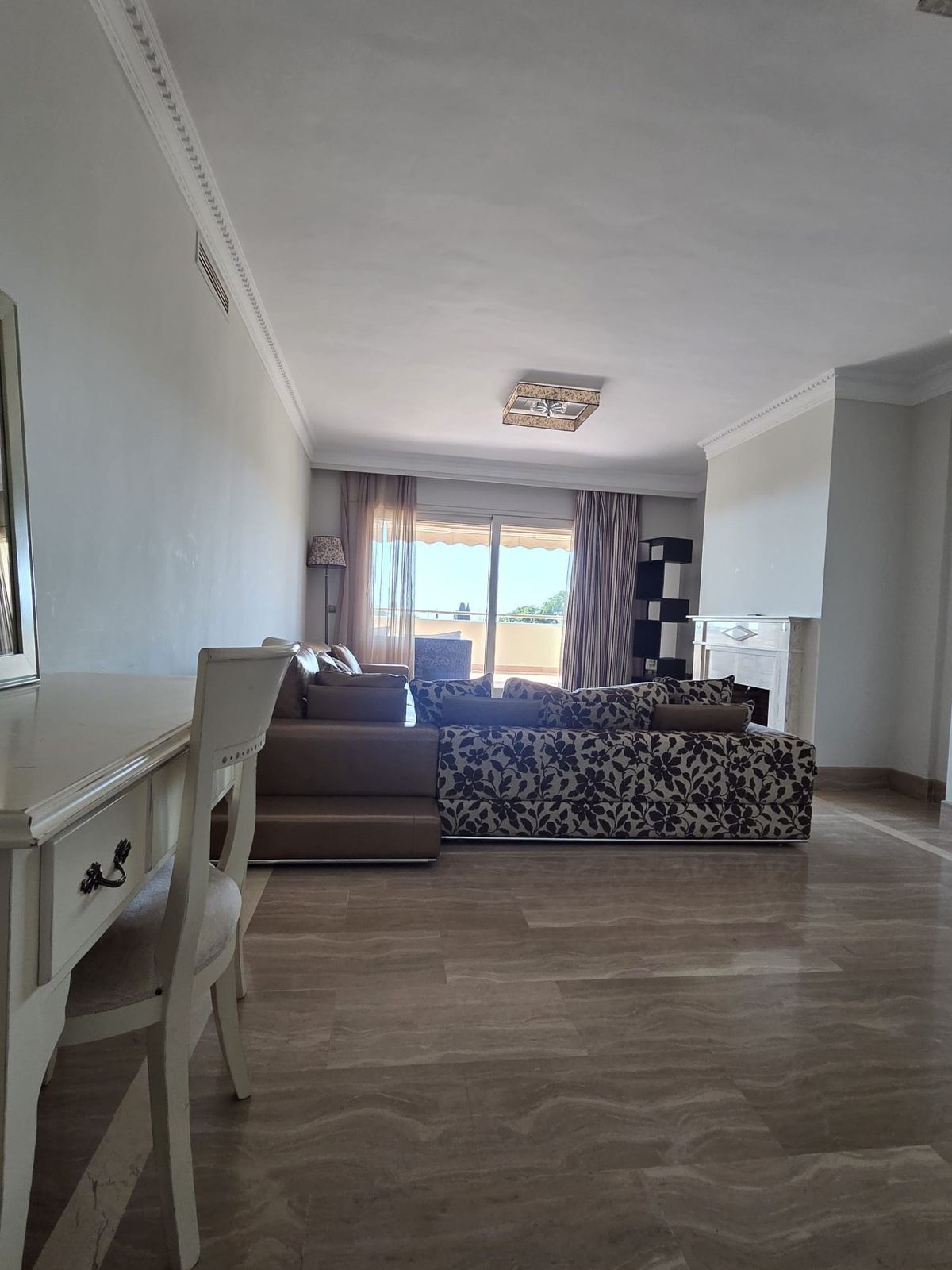 Apartamentos de 3 dormitorios en venta en Sierra Blanca – R5258773 Apartamentos de 3 dormitorios en venta en Sierra Blanca – R5258773