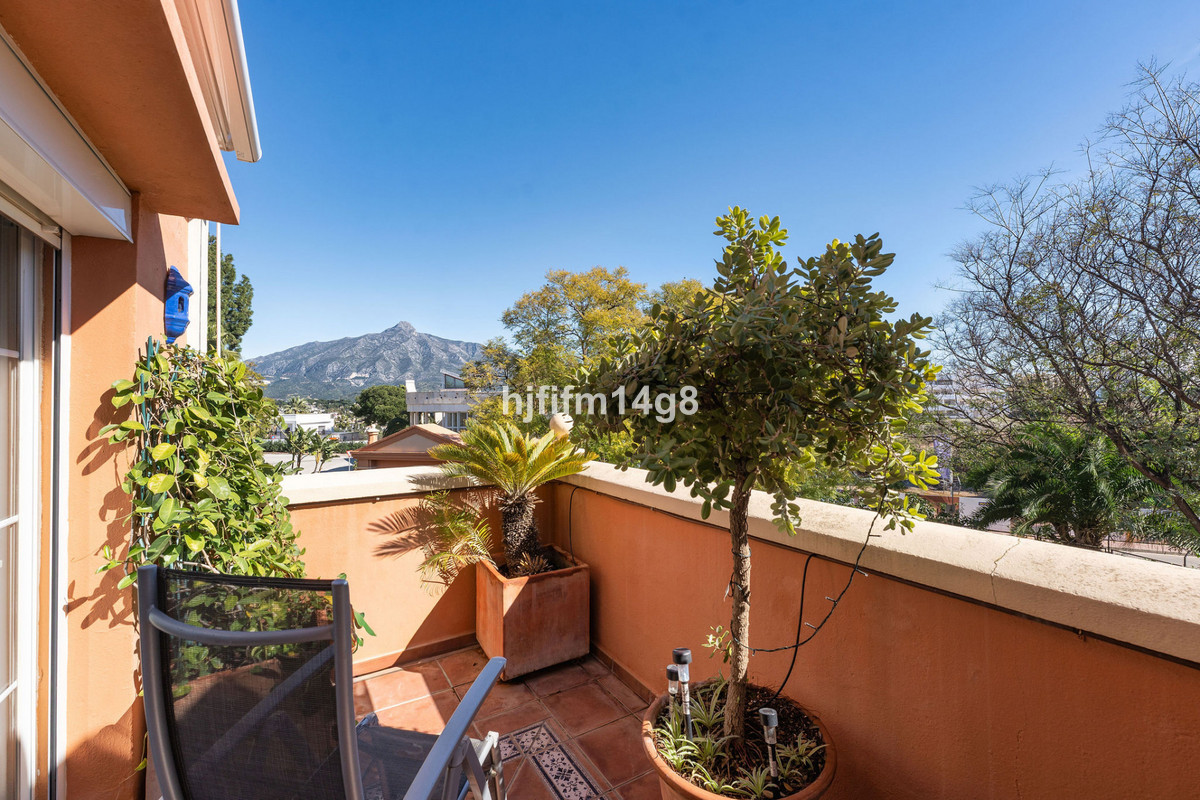 Aticos de 3 dormitorios en venta en Nueva Andalucía – R5309341 Aticos de 3 dormitorios en venta en Nueva Andalucía – R5309341