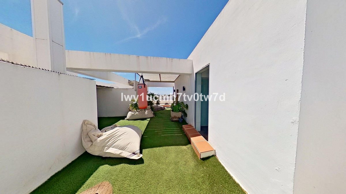 5 bedroom Apartments for sale in La Cala de Mijas – R5402263 5 bedroom Apartments for sale in La Cala de Mijas – R5402263