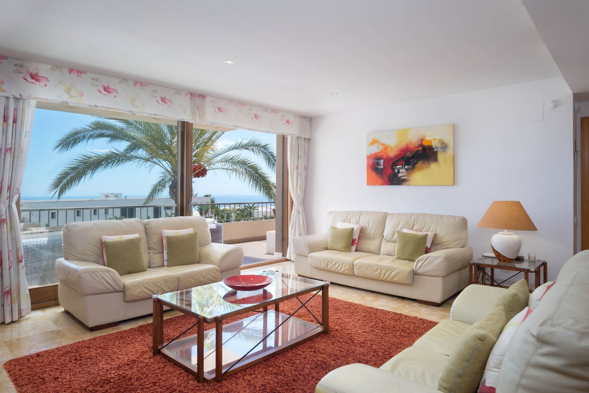 3 bedroom Apartments for sale in Altos de los Monteros – R5413324 3 bedroom Apartments for sale in Altos de los Monteros – R5413324