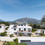 Villas de 4 dormitorios en venta en Nueva Andalucía – R5008684 Villas de 4 dormitorios en venta en Nueva Andalucía – R5008684