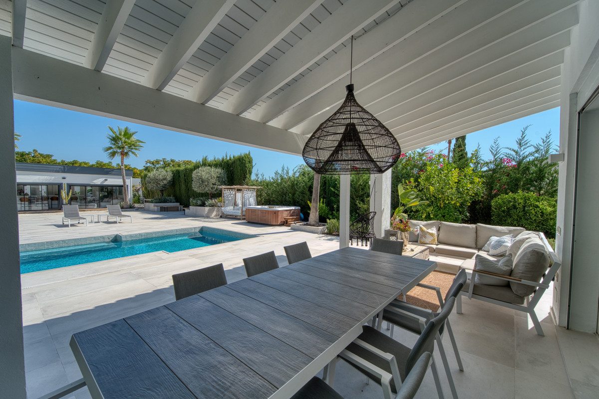 Villas de 5 dormitorios en venta en Benahavís – R5391625 Villas de 5 dormitorios en venta en Benahavís – R5391625