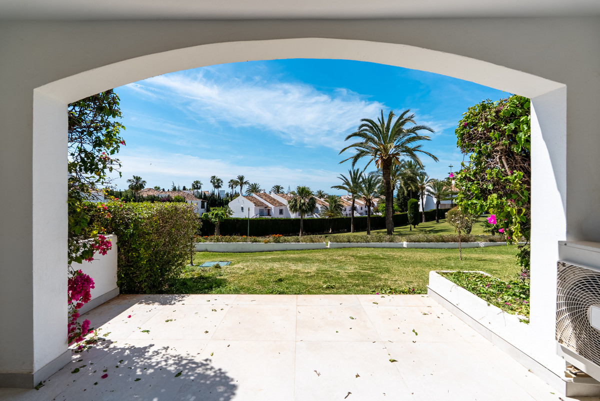 Apartamentos de 3 dormitorios en venta en Nueva Andalucía – R5380672 Apartamentos de 3 dormitorios en venta en Nueva Andalucía – R5380672