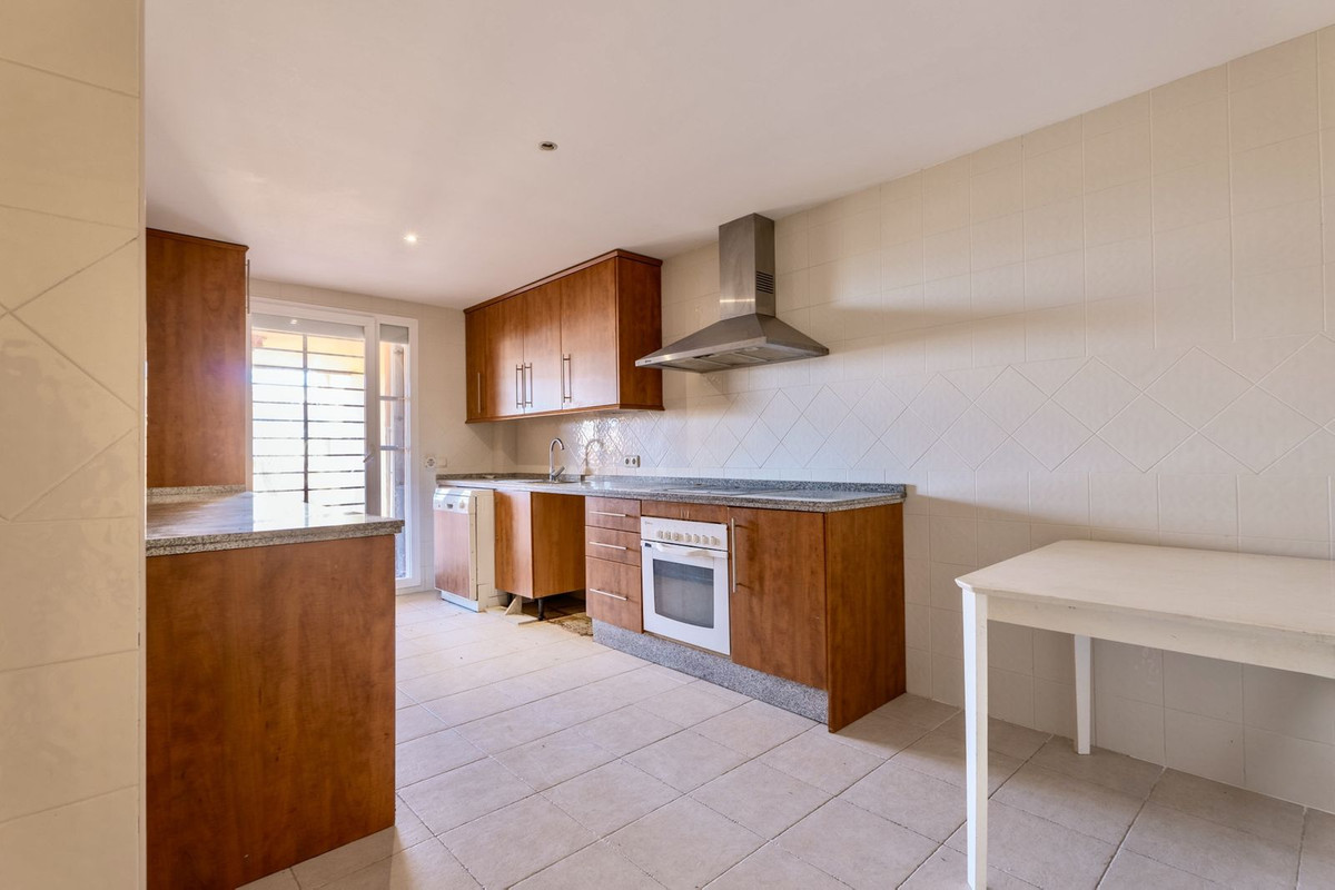 Apartamentos de 3 dormitorios en venta en Elviria – R5396650 Apartamentos de 3 dormitorios en venta en Elviria – R5396650