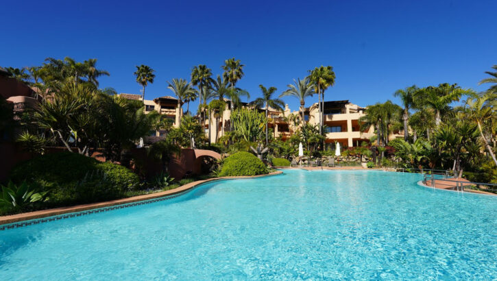 Apartamentos de 3 dormitorios en venta en Marbella – R4271971 Apartamentos de 3 dormitorios en venta en Marbella – R4271971 en