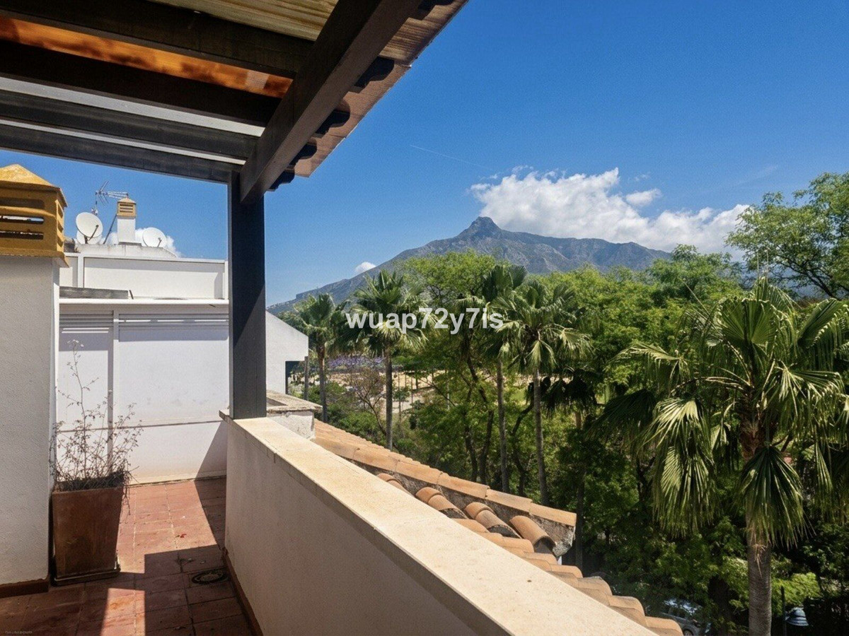 Aticos de 2 dormitorios en venta en Nueva Andalucía – R5421172 Aticos de 2 dormitorios en venta en Nueva Andalucía – R5421172