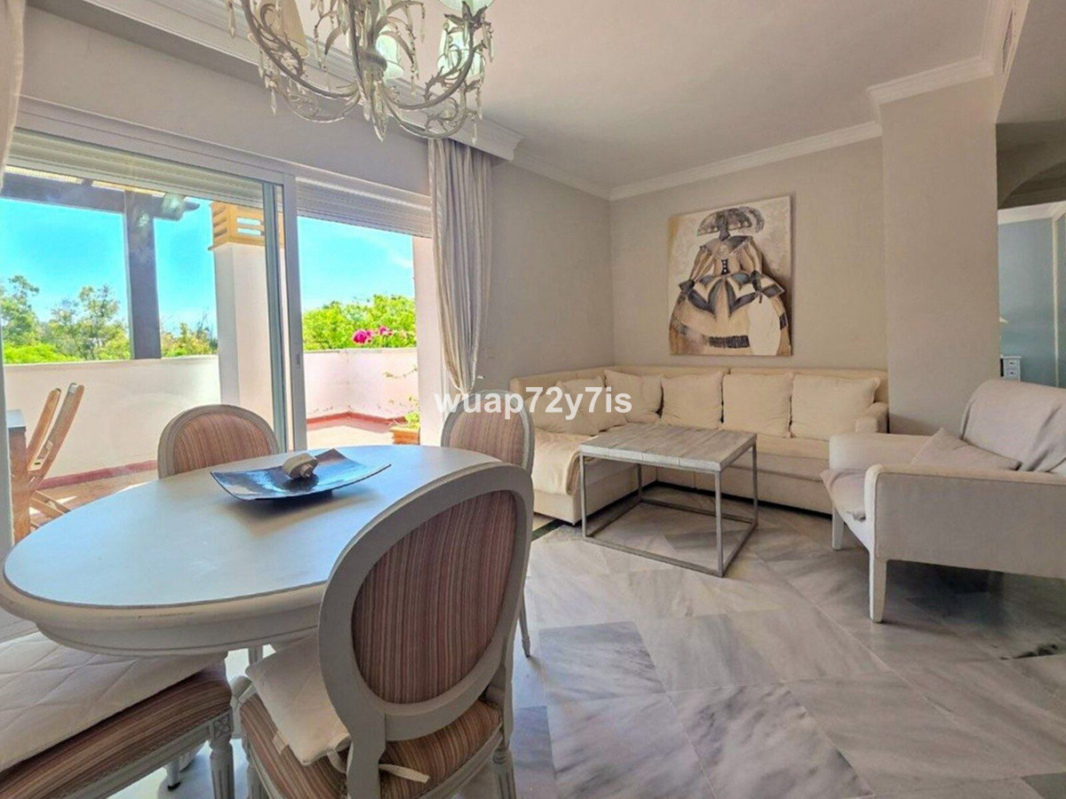 Aticos de 2 dormitorios en venta en Nueva Andalucía – R5421172 Aticos de 2 dormitorios en venta en Nueva Andalucía – R5421172