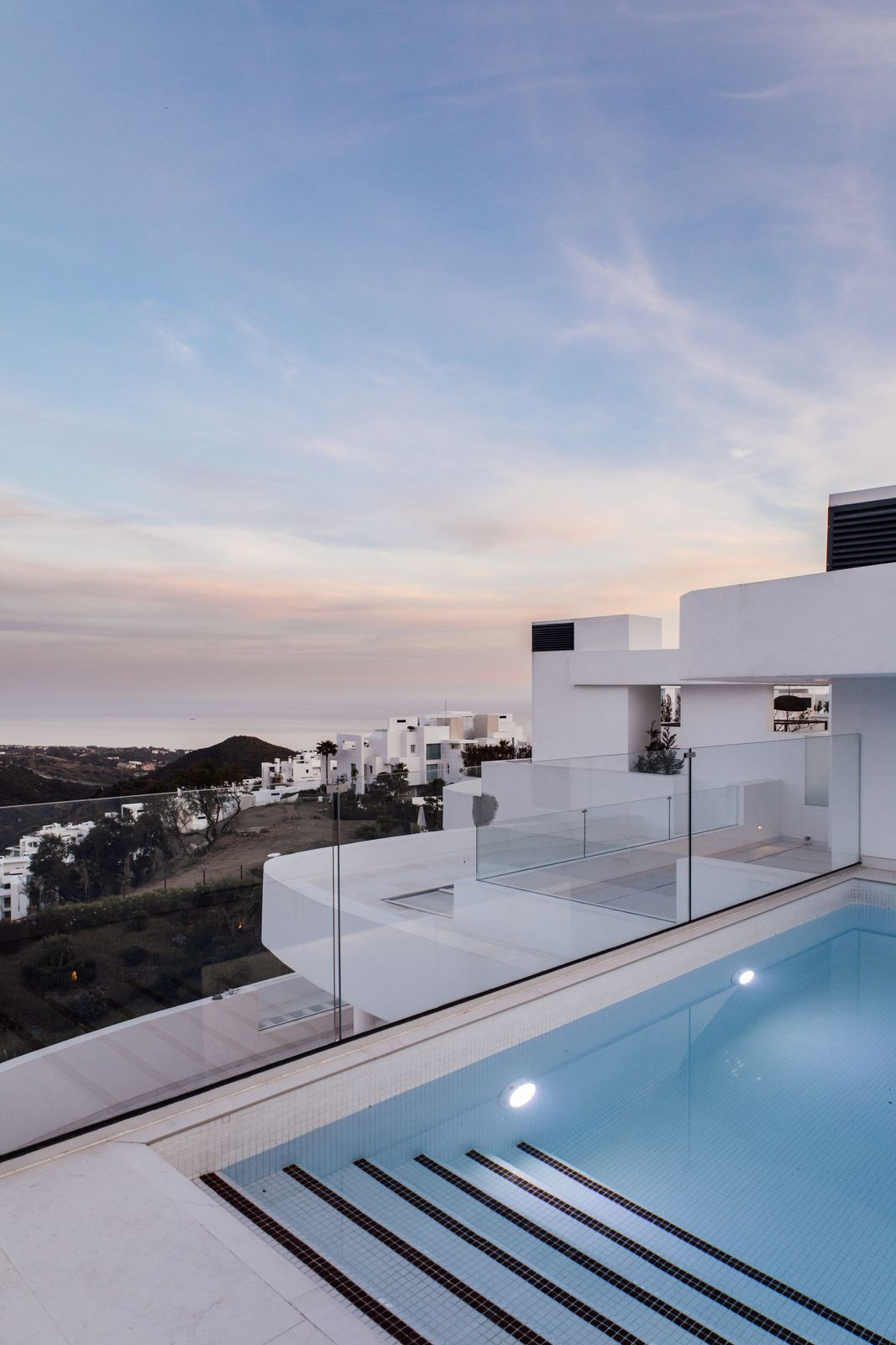 Aticos de 3 dormitorios en venta en Marbella – R5411542 Aticos de 3 dormitorios en venta en Marbella – R5411542