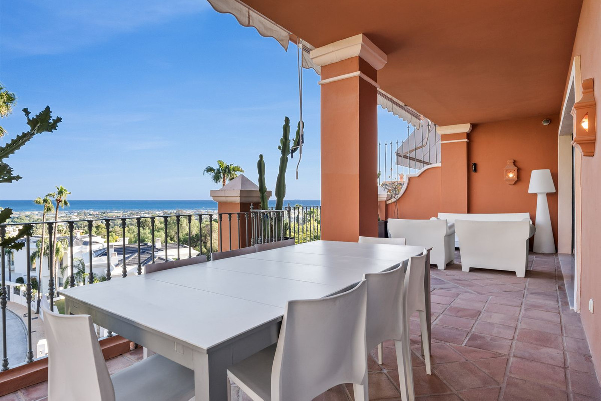 Apartamentos de 3 dormitorios en venta en Monte Halcones – R5425108 Apartamentos de 3 dormitorios en venta en Monte Halcones – R5425108
