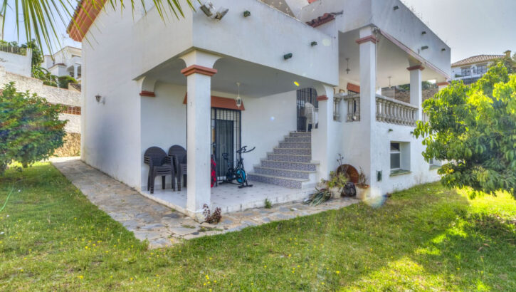 5 bedroom Villas for sale in Marbella – R5058622 in 