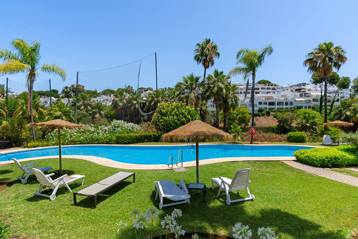 Apartamentos de 2 dormitorios en venta en Benahavís – R5422486 Apartamentos de 2 dormitorios en venta en Benahavís – R5422486