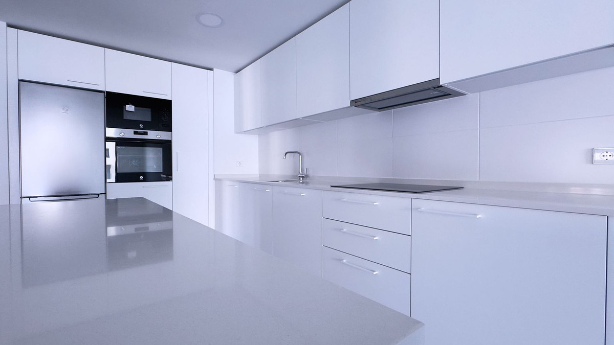 Aticos de 3 dormitorios en venta en Nueva Andalucía – R5401054 Aticos de 3 dormitorios en venta en Nueva Andalucía – R5401054