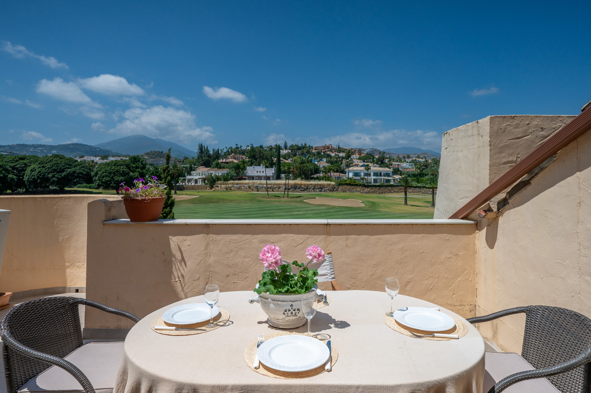 Apartamentos de 3 dormitorios en venta en Nueva Andalucía – R5420404 Apartamentos de 3 dormitorios en venta en Nueva Andalucía – R5420404