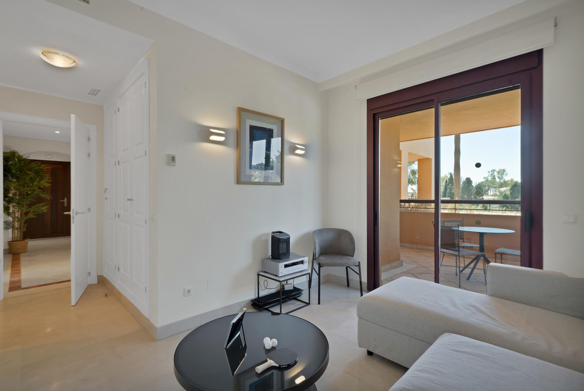 Apartamentos de 3 dormitorios en venta en Bahía de Marbella – R5304808 Apartamentos de 3 dormitorios en venta en Bahía de Marbella – R5304808