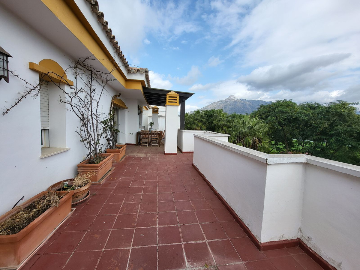 2 bedroom Penthouses for sale in Nueva Andalucía – R5034904 2 bedroom Penthouses for sale in Nueva Andalucía – R5034904