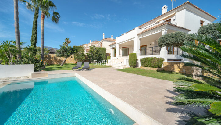 Villas de 5 dormitorios en venta en Benahavís – R5338090 Villas de 5 dormitorios en venta en Benahavís – R5338090 en