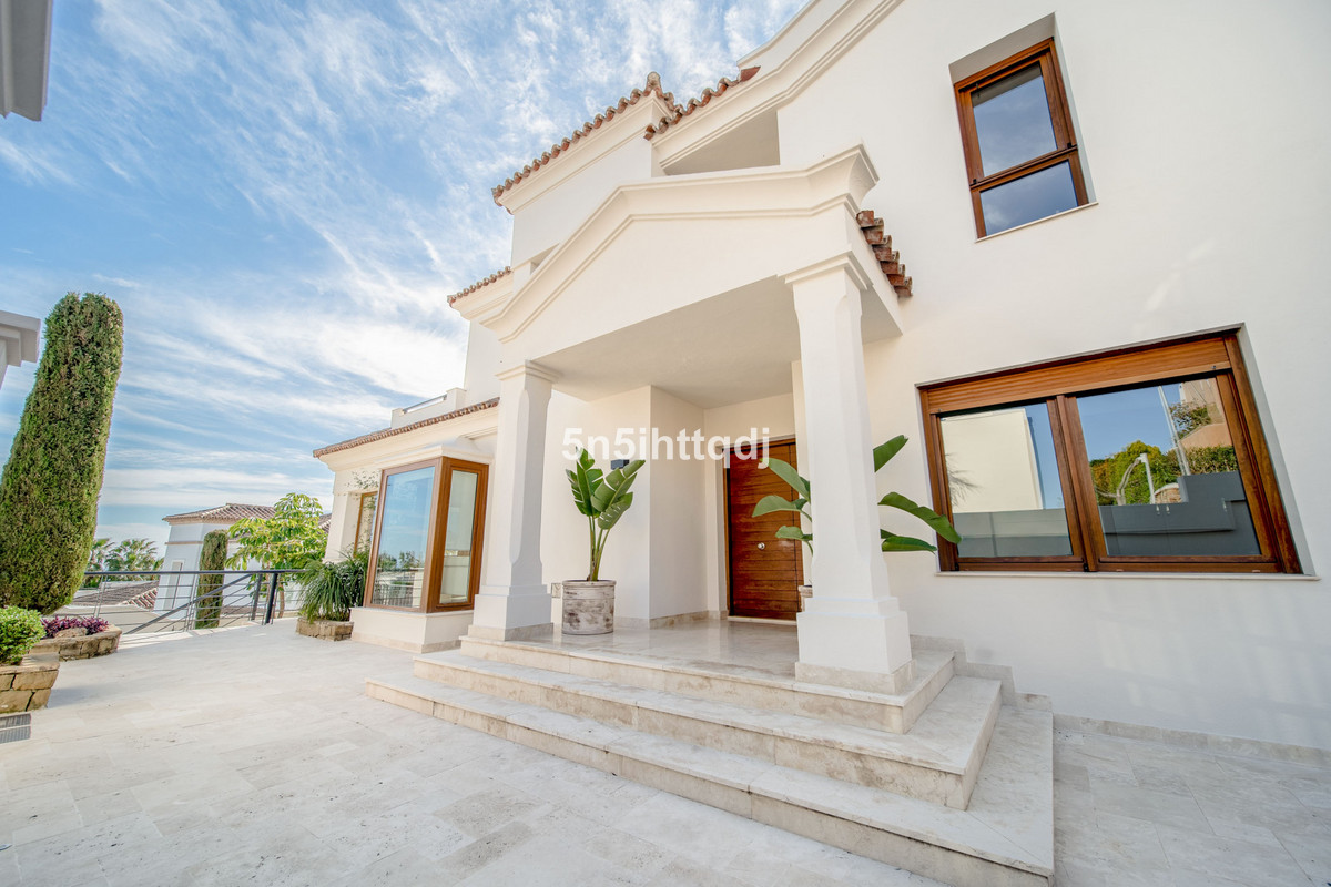 Villas de 5 dormitorios en venta en Benahavís – R5338090 Villas de 5 dormitorios en venta en Benahavís – R5338090