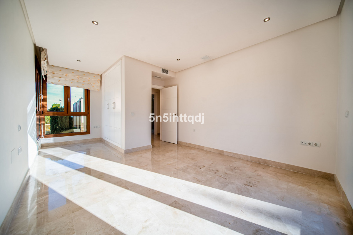 Villas de 5 dormitorios en venta en Benahavís – R5338090 Villas de 5 dormitorios en venta en Benahavís – R5338090