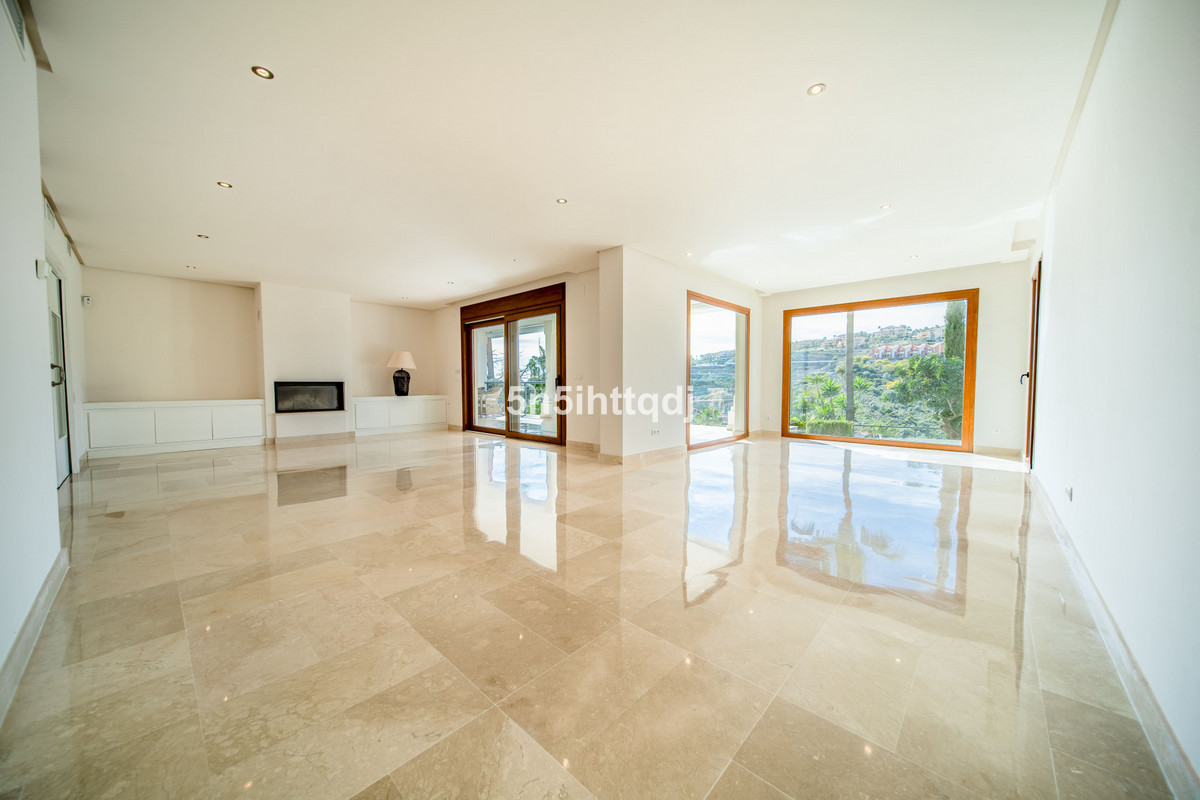 Villas de 5 dormitorios en venta en Benahavís – R5338090 Villas de 5 dormitorios en venta en Benahavís – R5338090