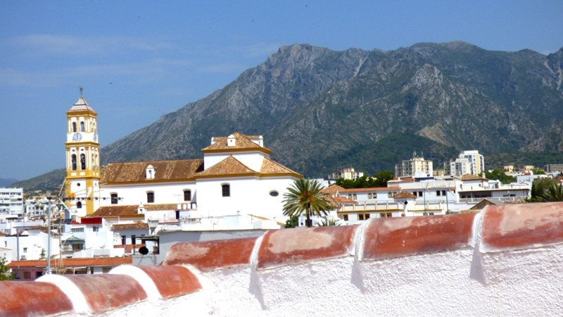 6 bedroom Townhouses for sale in Marbella – R2911550 6 bedroom Townhouses for sale in Marbella – R2911550