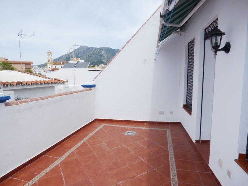 6 bedroom Townhouses for sale in Marbella – R2911550 6 bedroom Townhouses for sale in Marbella – R2911550