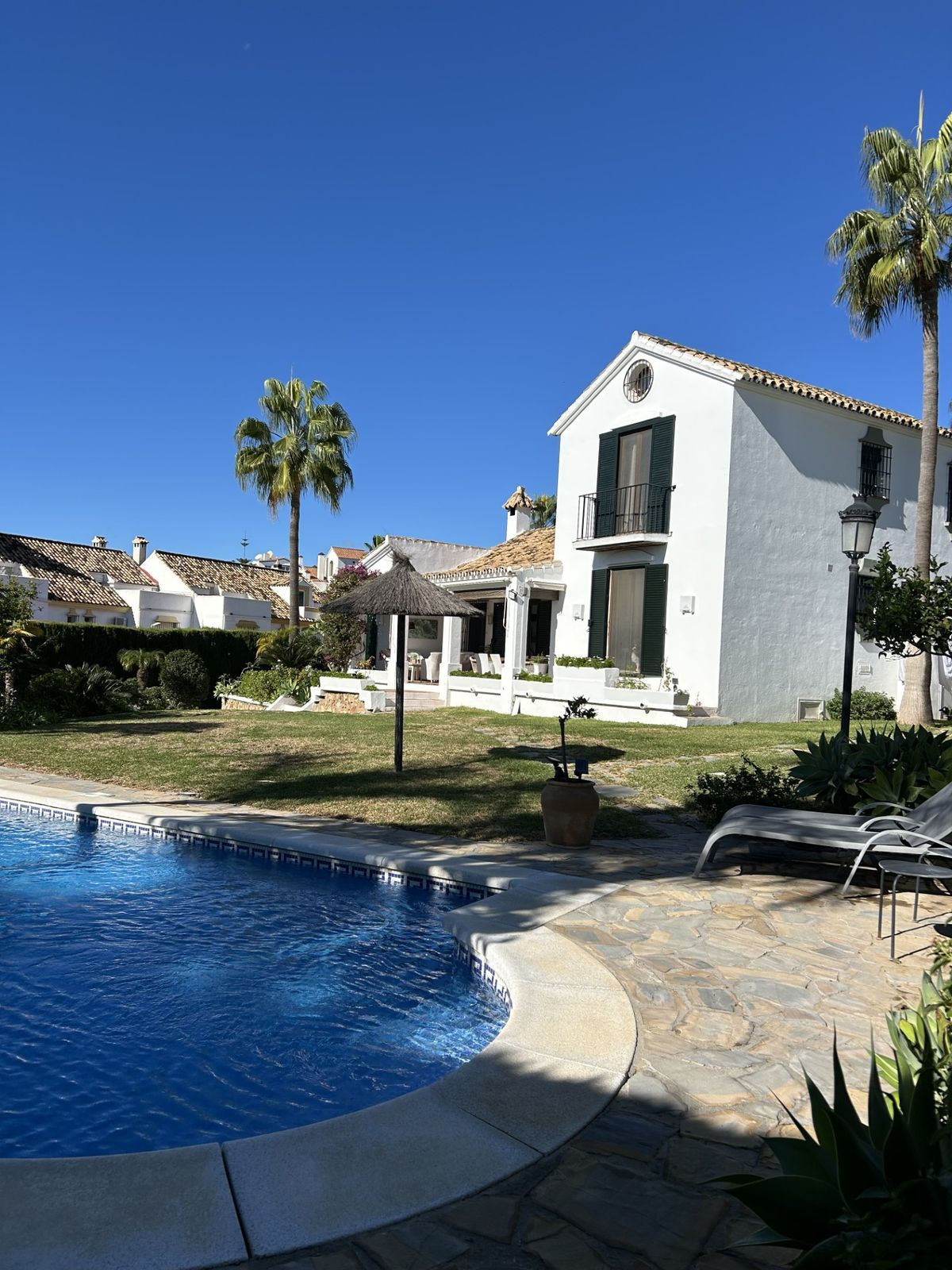 4 bedroom Villas for sale in Nueva Milla de Oro – R5273947 4 bedroom Villas for sale in Nueva Milla de Oro – R5273947