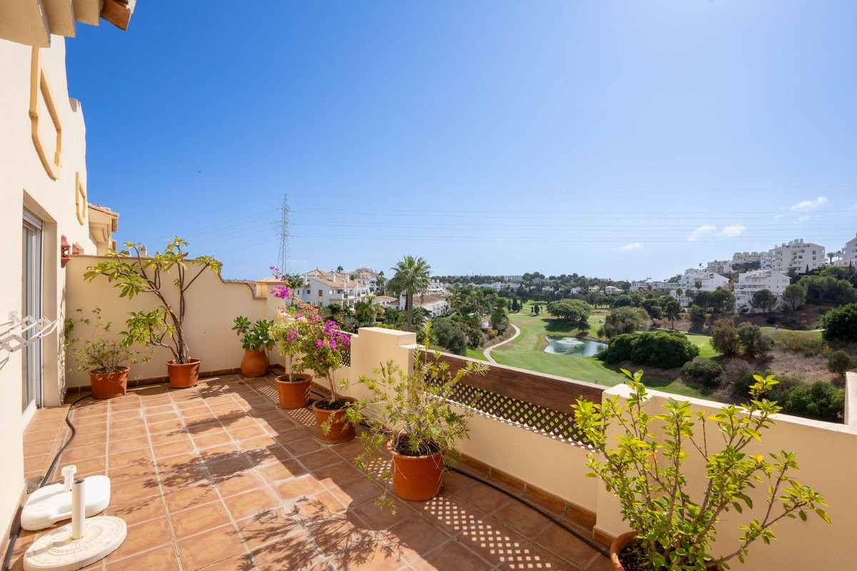3 bedroom Penthouses for sale in Miraflores – R5199952 3 bedroom Penthouses for sale in Miraflores – R5199952