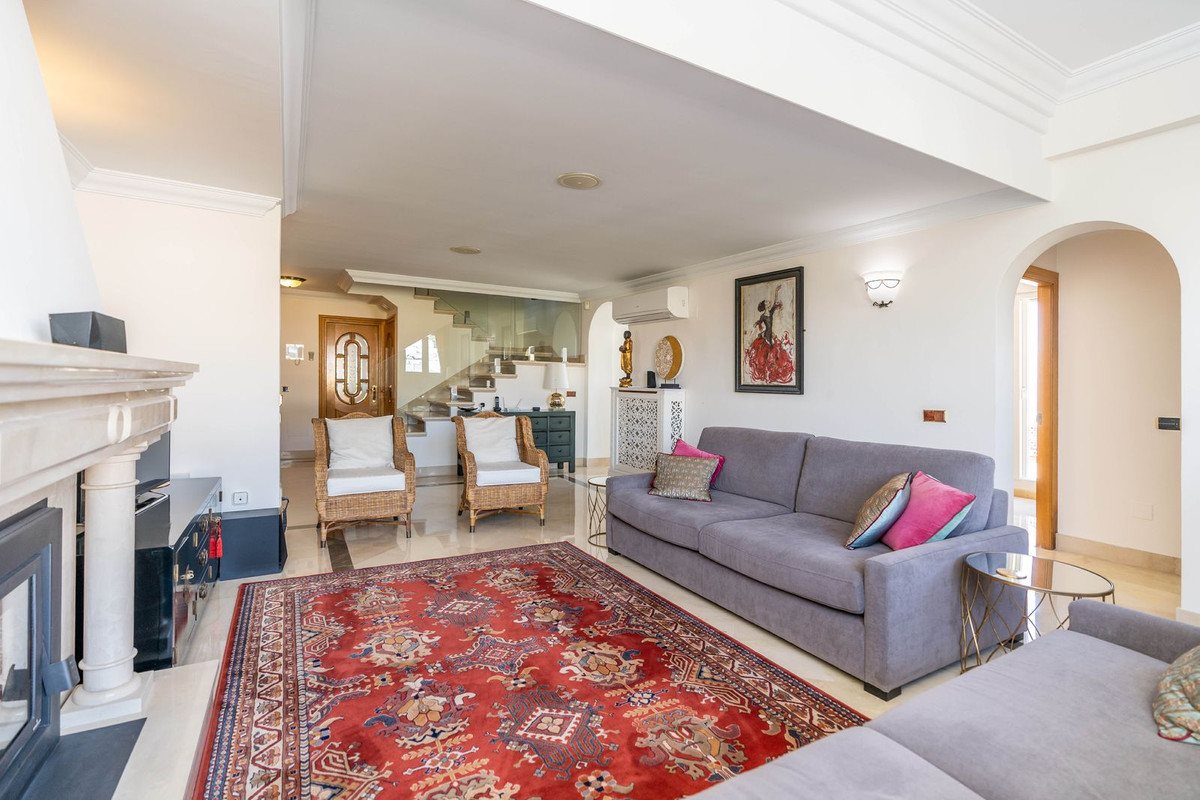 Aticos de 5 dormitorios en venta en Marbella – R5421190 Aticos de 5 dormitorios en venta en Marbella – R5421190