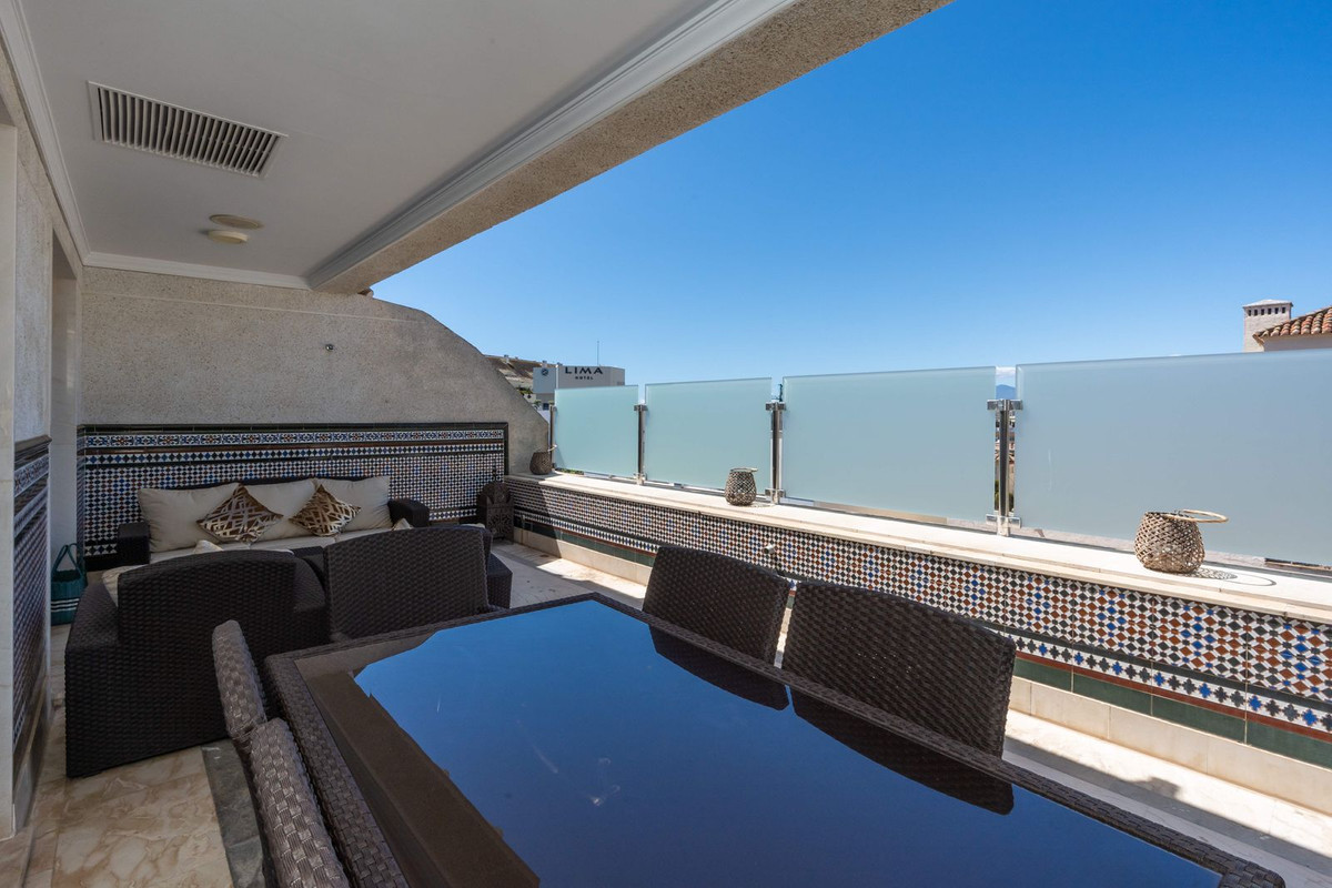 Aticos de 5 dormitorios en venta en Marbella – R5421190 Aticos de 5 dormitorios en venta en Marbella – R5421190