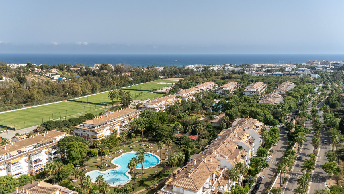 Aticos de 2 dormitorios en venta en Marbella – R5215822 Aticos de 2 dormitorios en venta en Marbella – R5215822