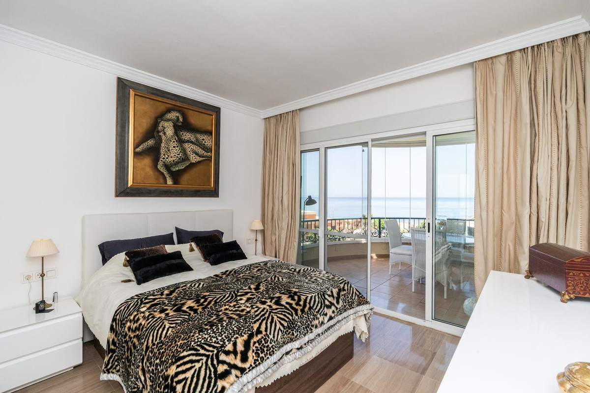 3 bedroom Apartments for sale in Elviria – R5419933 3 bedroom Apartments for sale in Elviria – R5419933