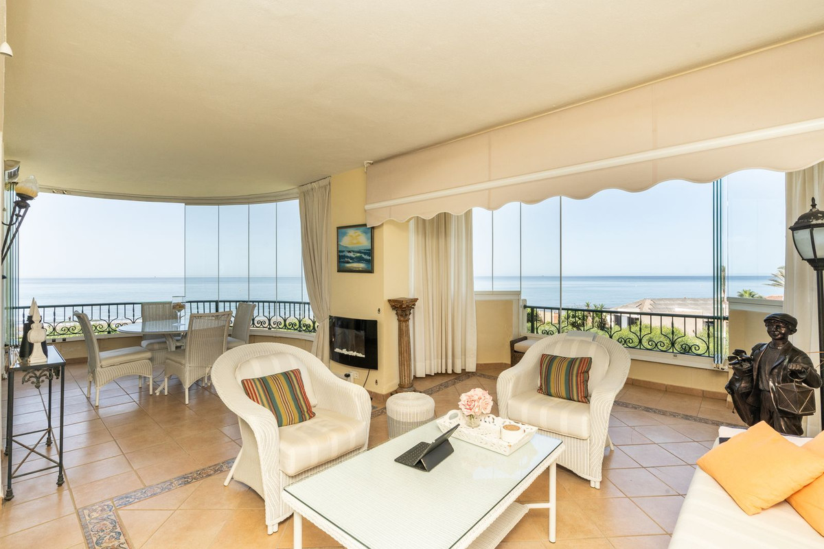 3 bedroom Apartments for sale in Elviria – R5419933 3 bedroom Apartments for sale in Elviria – R5419933