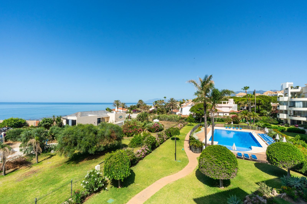 3 bedroom Apartments for sale in Elviria – R5419933 3 bedroom Apartments for sale in Elviria – R5419933