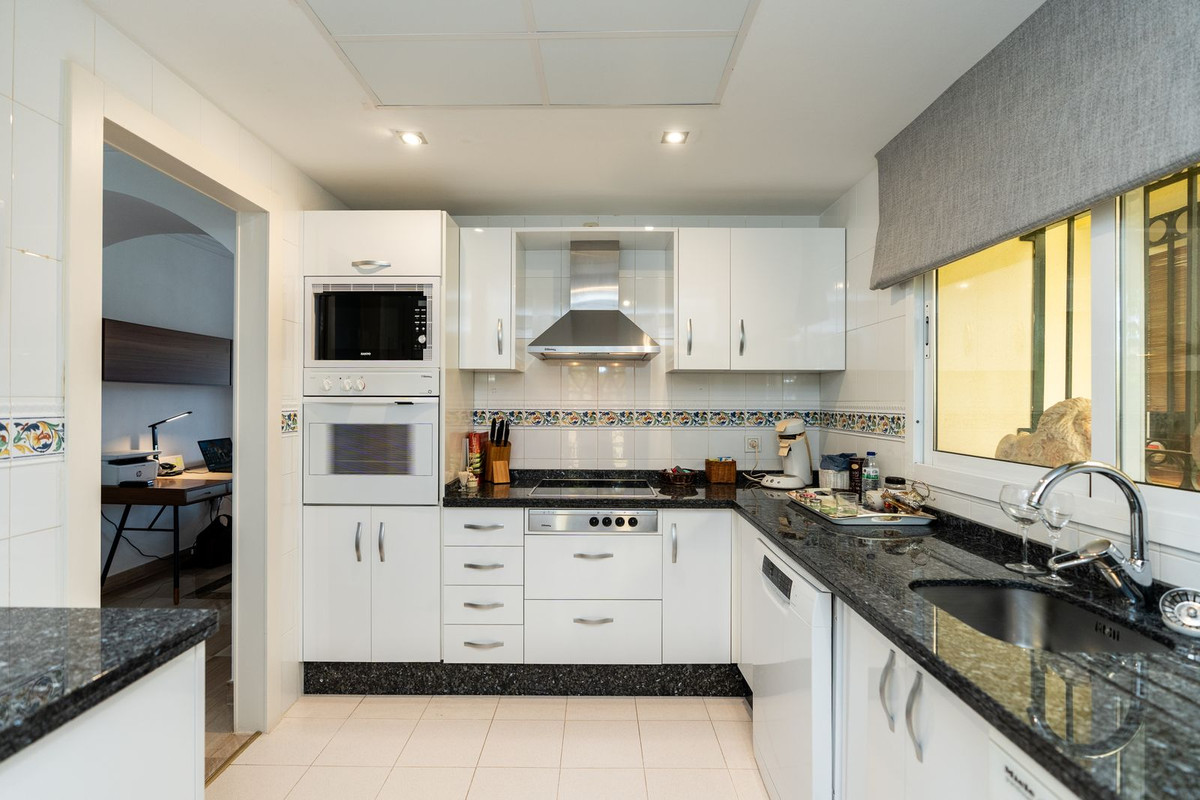 3 bedroom Apartments for sale in Elviria – R5419933 3 bedroom Apartments for sale in Elviria – R5419933