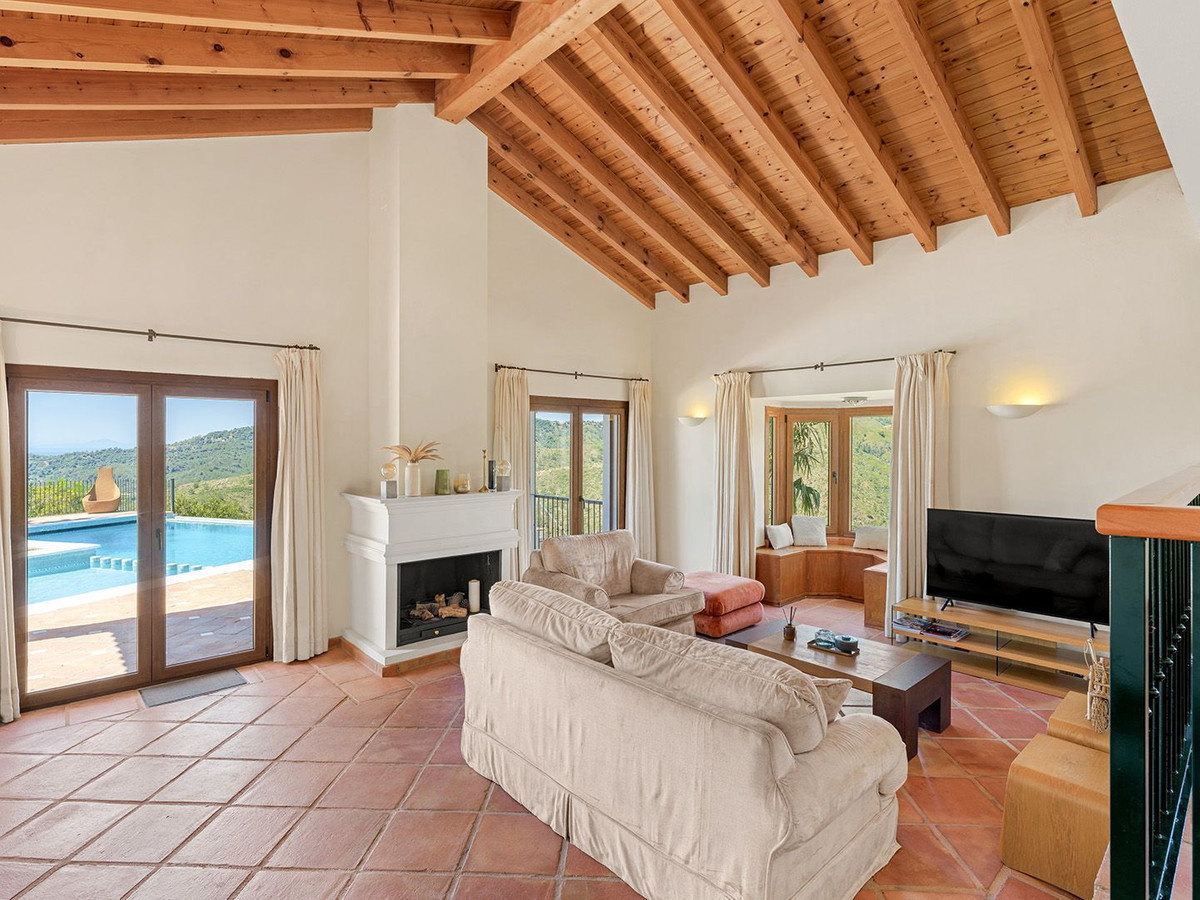 5 bedroom Villas for sale in Benahavís – R5407639 5 bedroom Villas for sale in Benahavís – R5407639