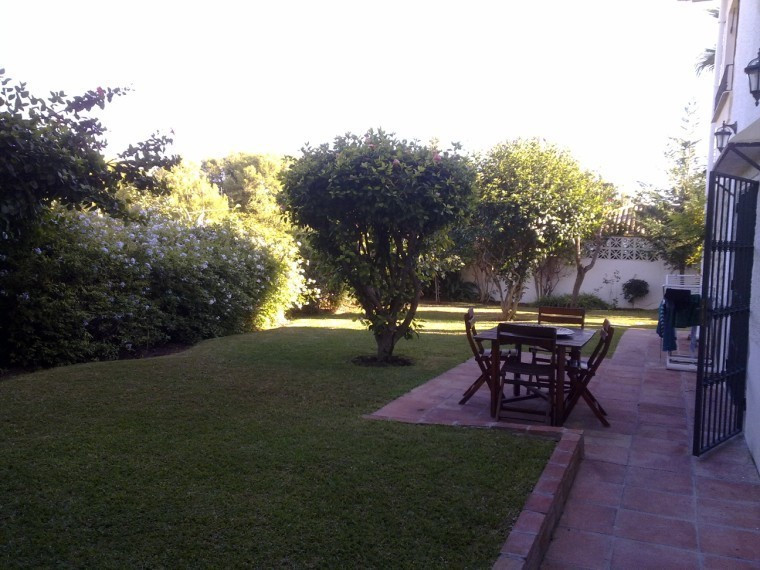 7 bedroom Villas for sale in Nueva Andalucía – R151353 7 bedroom Villas for sale in Nueva Andalucía – R151353