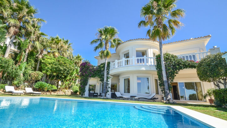 5 bedroom Villas for sale in Altos de los Monteros – R3128869 5 bedroom Villas for sale in Altos de los Monteros – R3128869 in