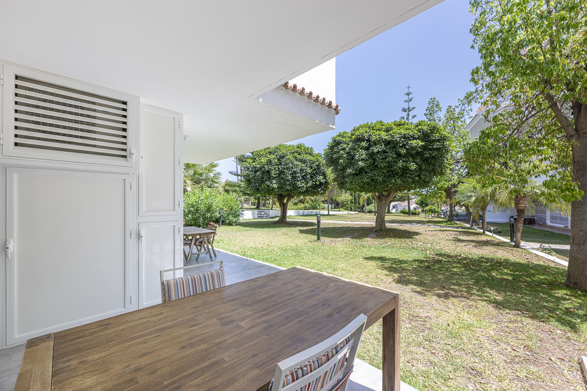2 bedroom Apartments for sale in Puerto Banús – R5440489 2 bedroom Apartments for sale in Puerto Banús – R5440489