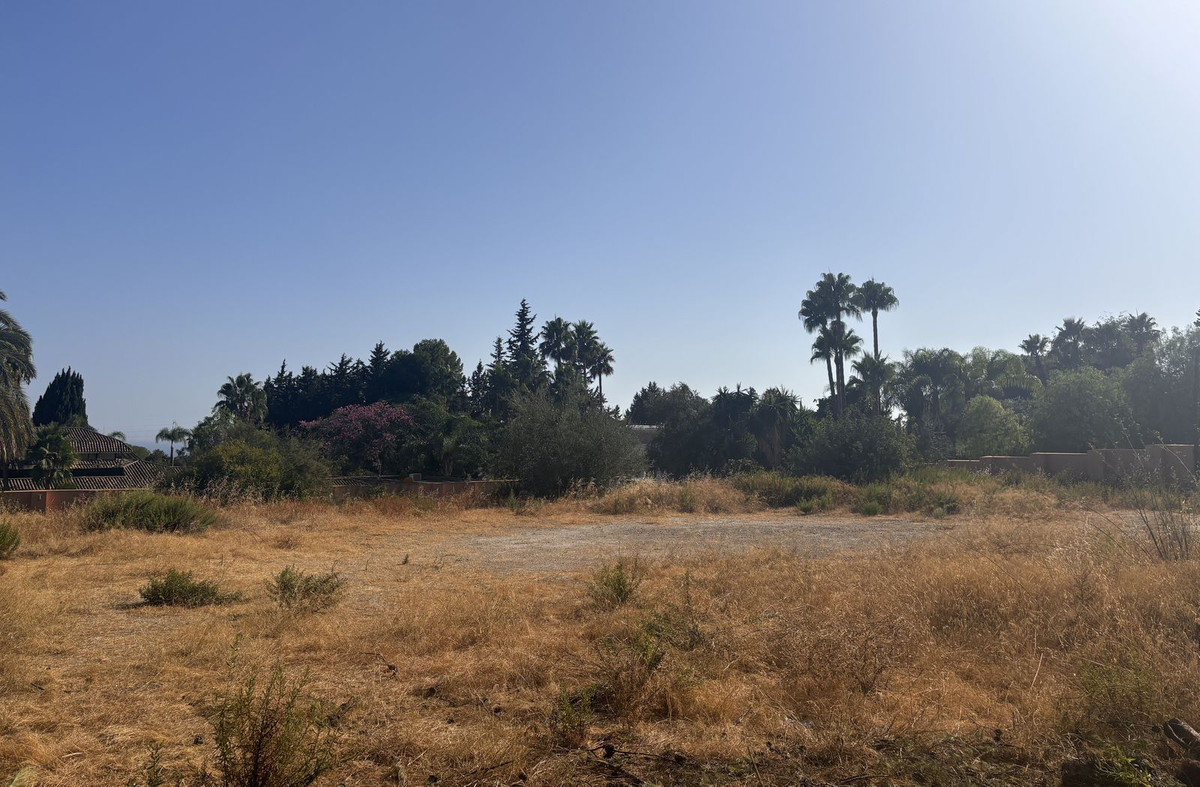 Parcelas de 7 dormitorios en venta en Milla de Oro – R4836085 Parcelas de 7 dormitorios en venta en Milla de Oro – R4836085