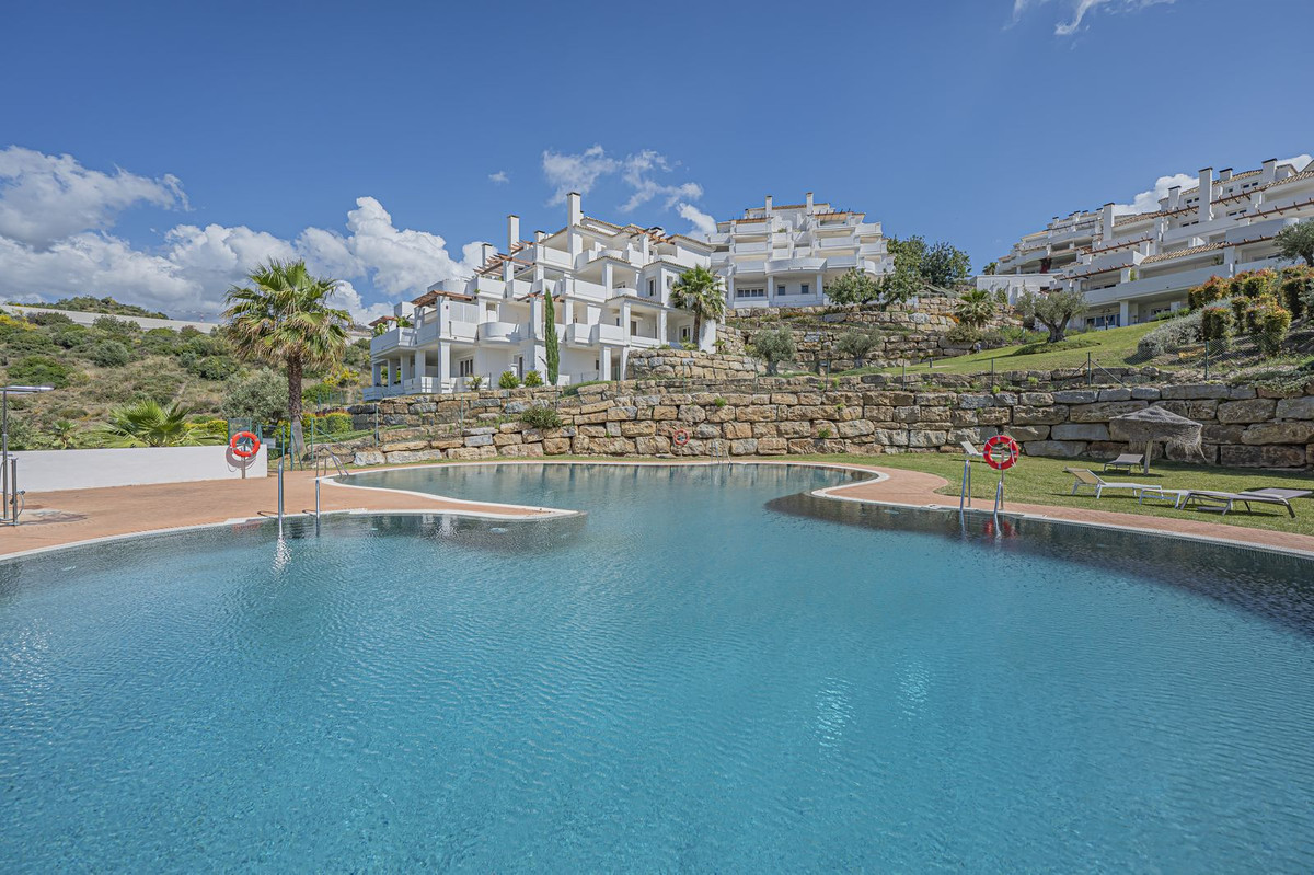 Aticos de 2 dormitorios en venta en Nueva Andalucía – R5376055 Aticos de 2 dormitorios en venta en Nueva Andalucía – R5376055