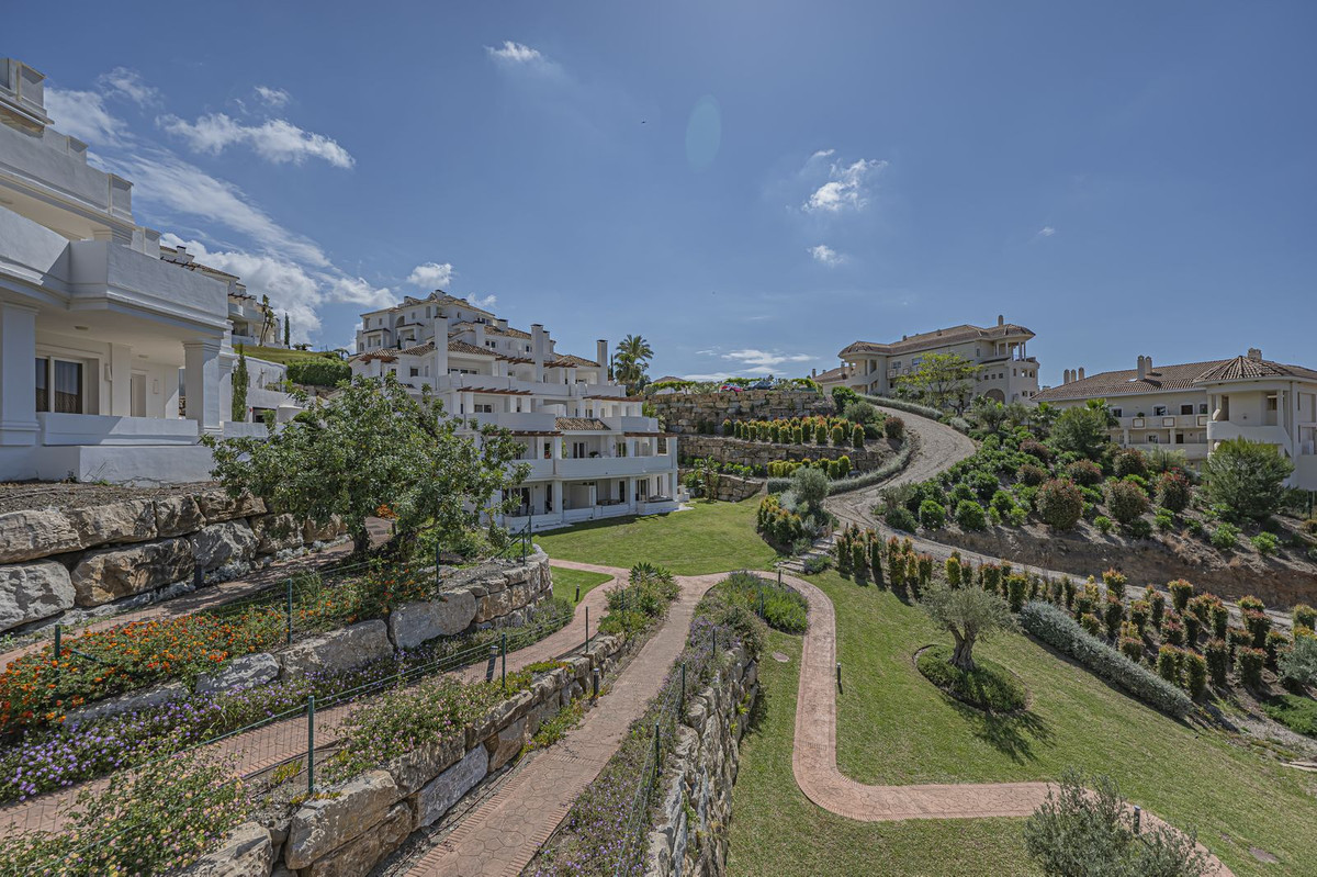Aticos de 2 dormitorios en venta en Nueva Andalucía – R5376055 Aticos de 2 dormitorios en venta en Nueva Andalucía – R5376055