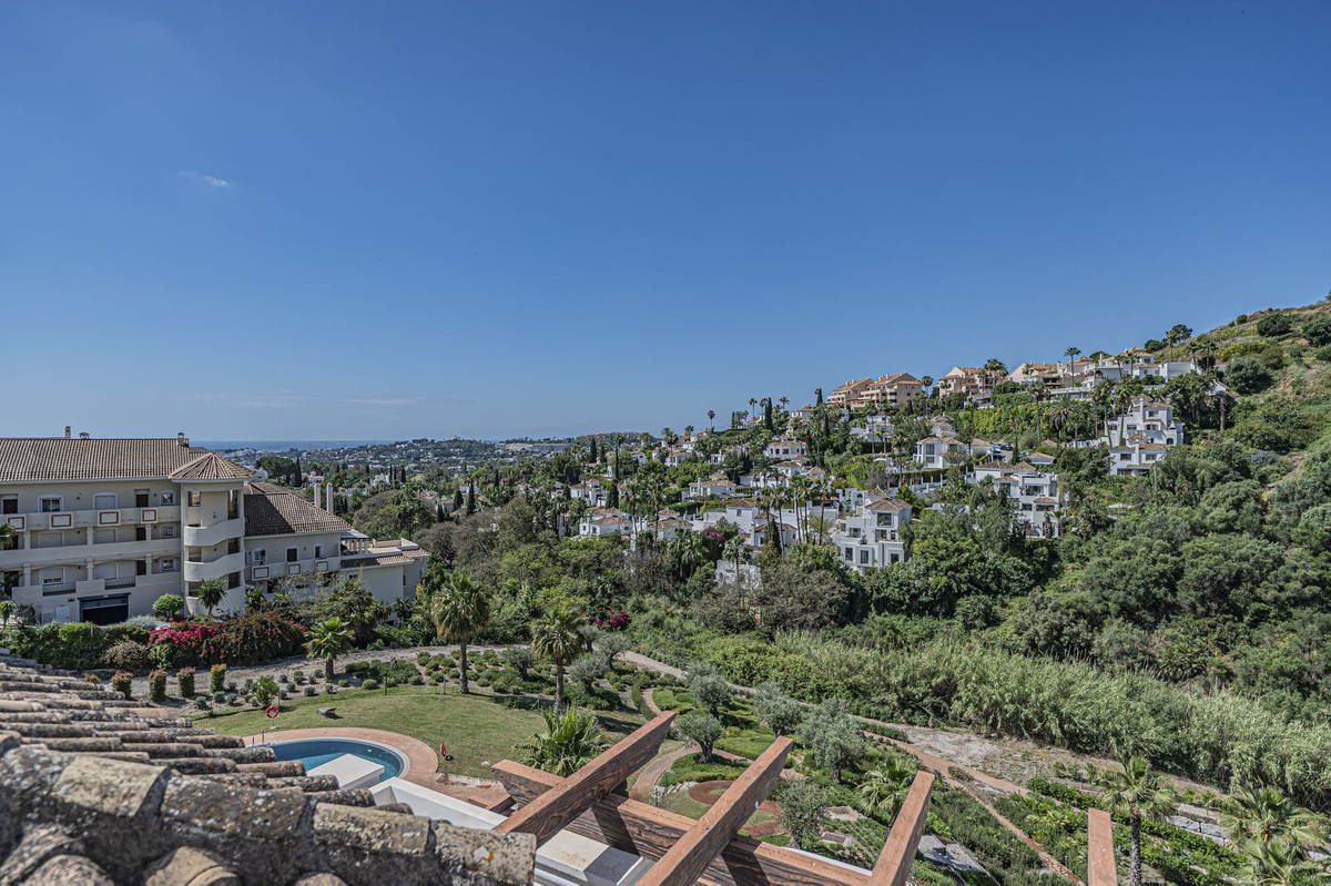Aticos de 2 dormitorios en venta en Nueva Andalucía – R5376055 Aticos de 2 dormitorios en venta en Nueva Andalucía – R5376055